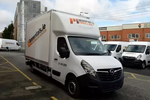 Light Hire Truck with 750Kg Tail-lift