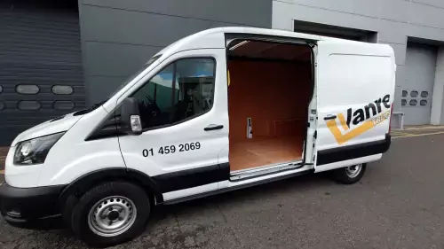 Hire Truck with 750kg Tail Lift